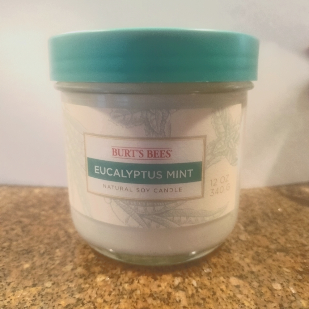 Burt’s Bees’ Eucalyptus Mint Candle